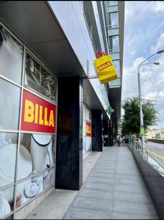 Plaza De Luxe Bratislava Exterior foto